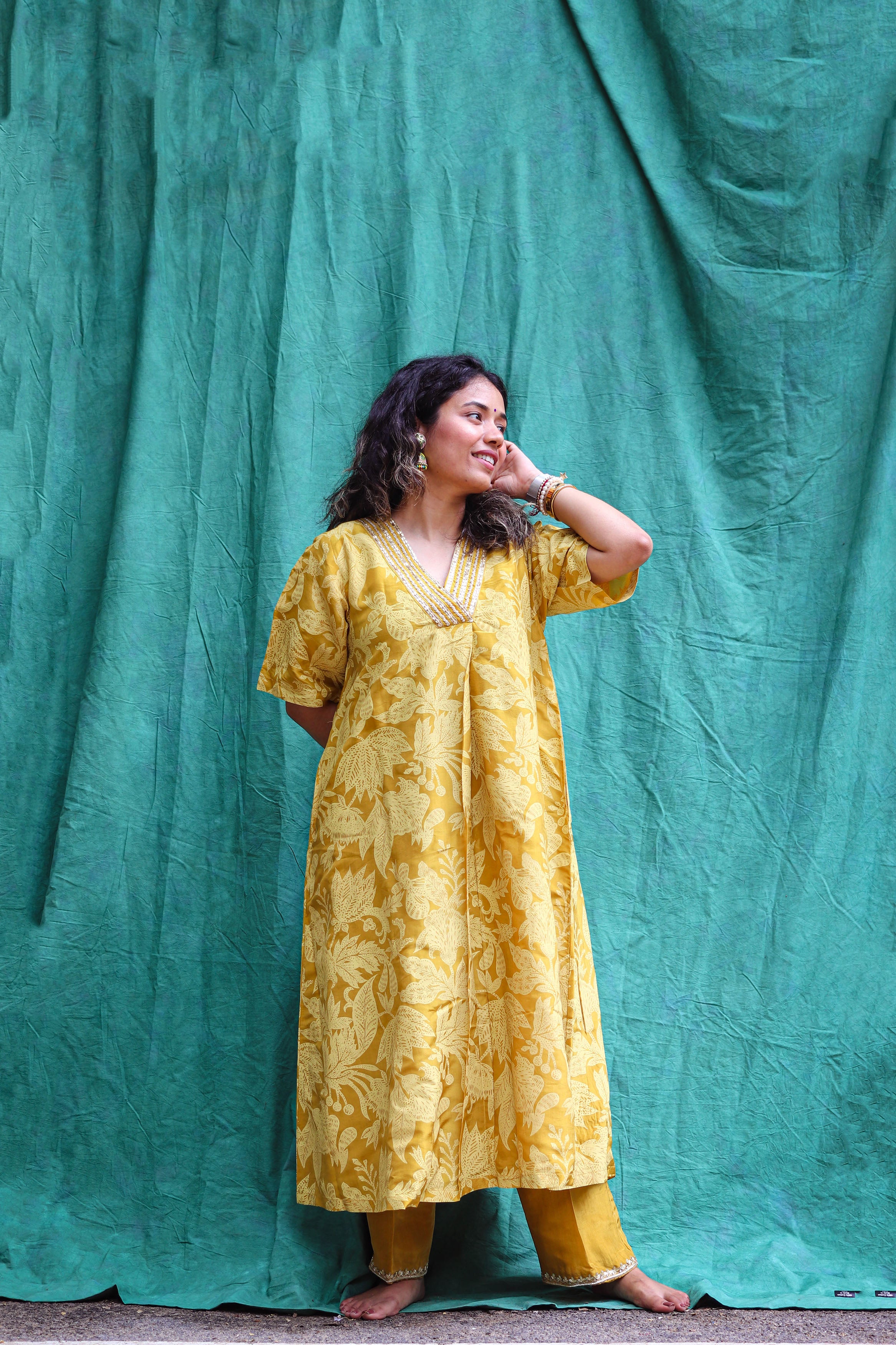 Peela Noor Kurta